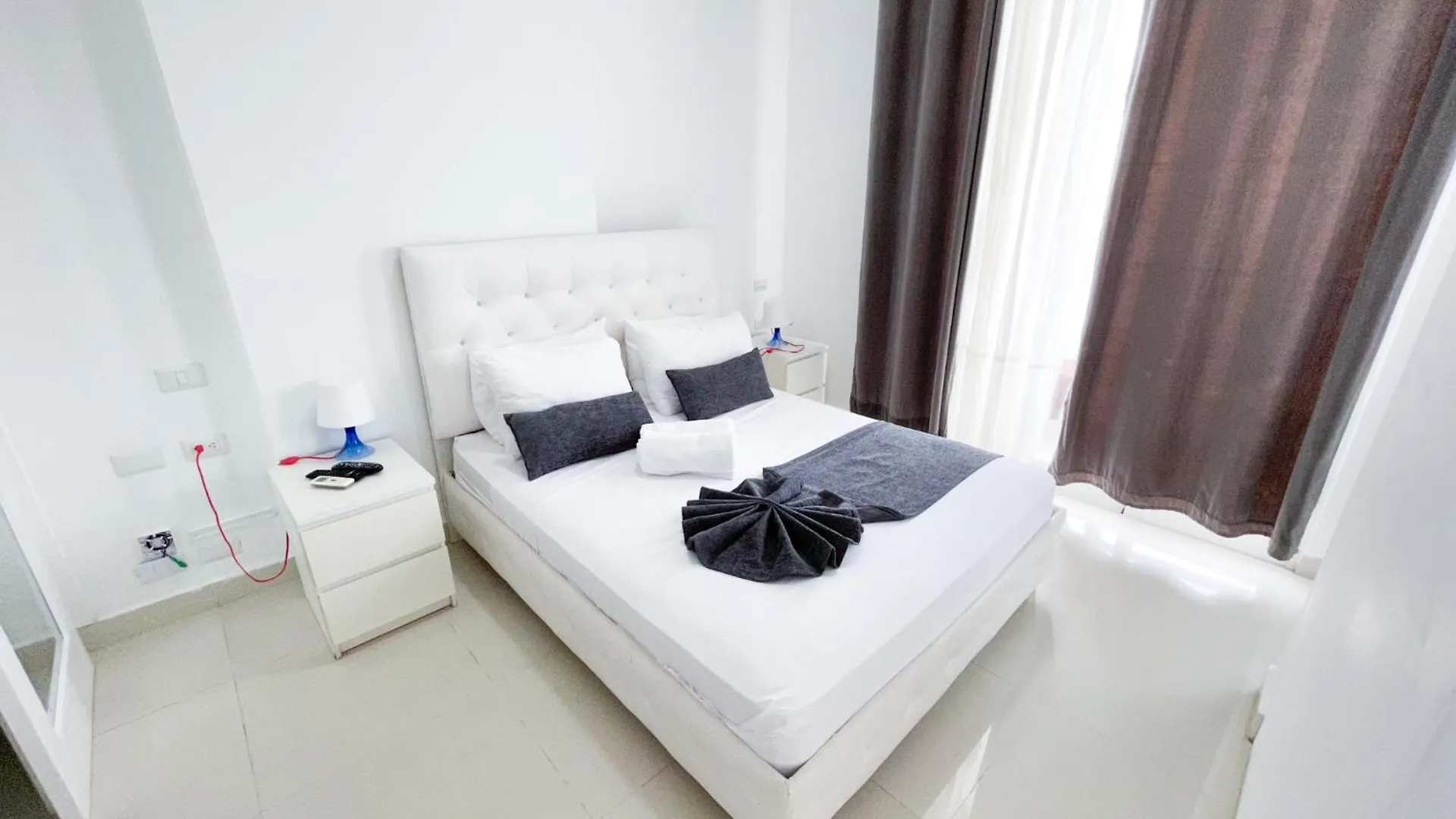 Dukassi Suites Hotel Rooms Beach Bavaro Wifi Parking Rooftop Pool & Spa Punta Cana Dominican Republic