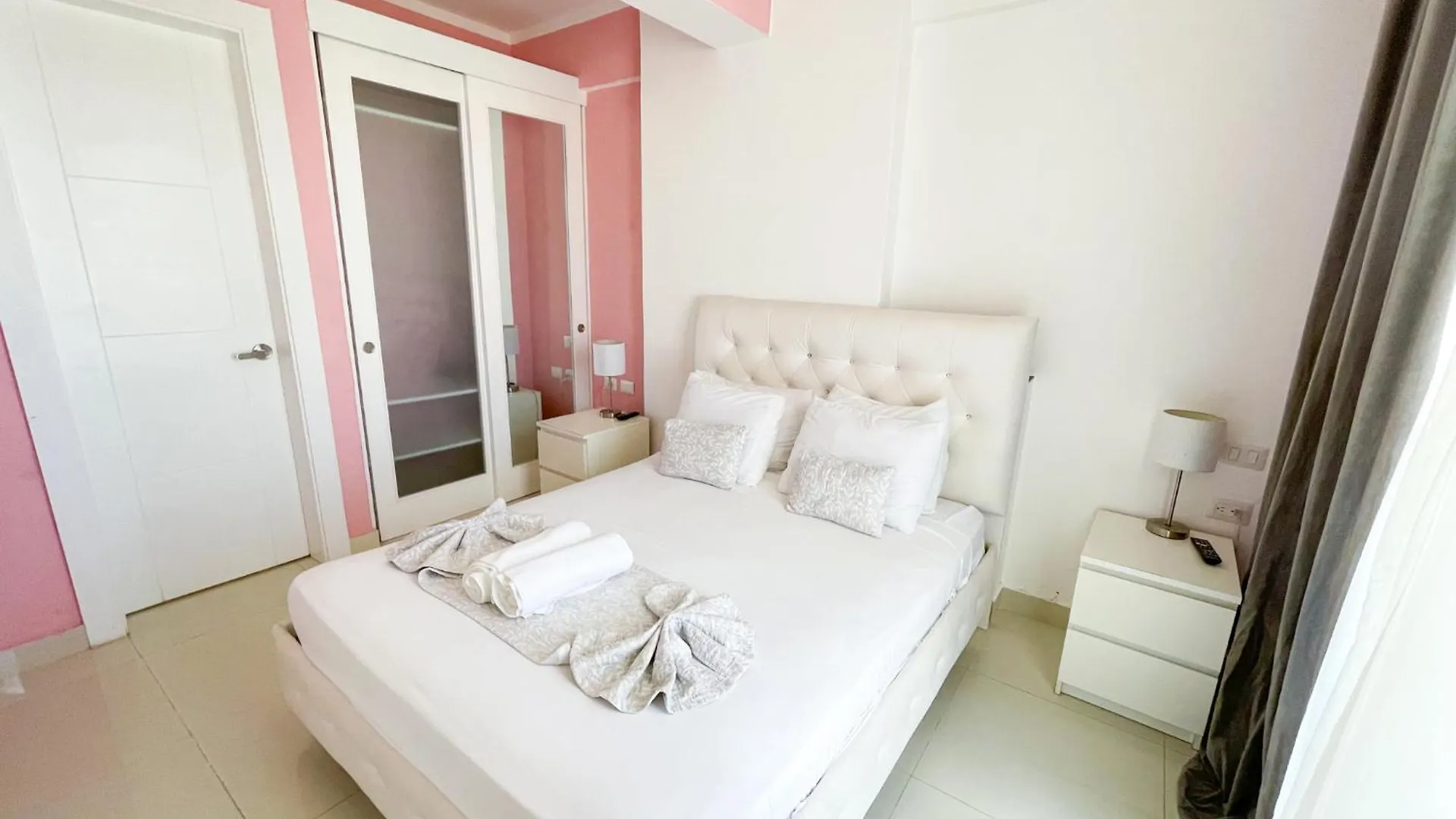 Dukassi Suites Hotel Rooms Beach Bavaro Wifi Parking Rooftop Pool & Spa Punta Cana