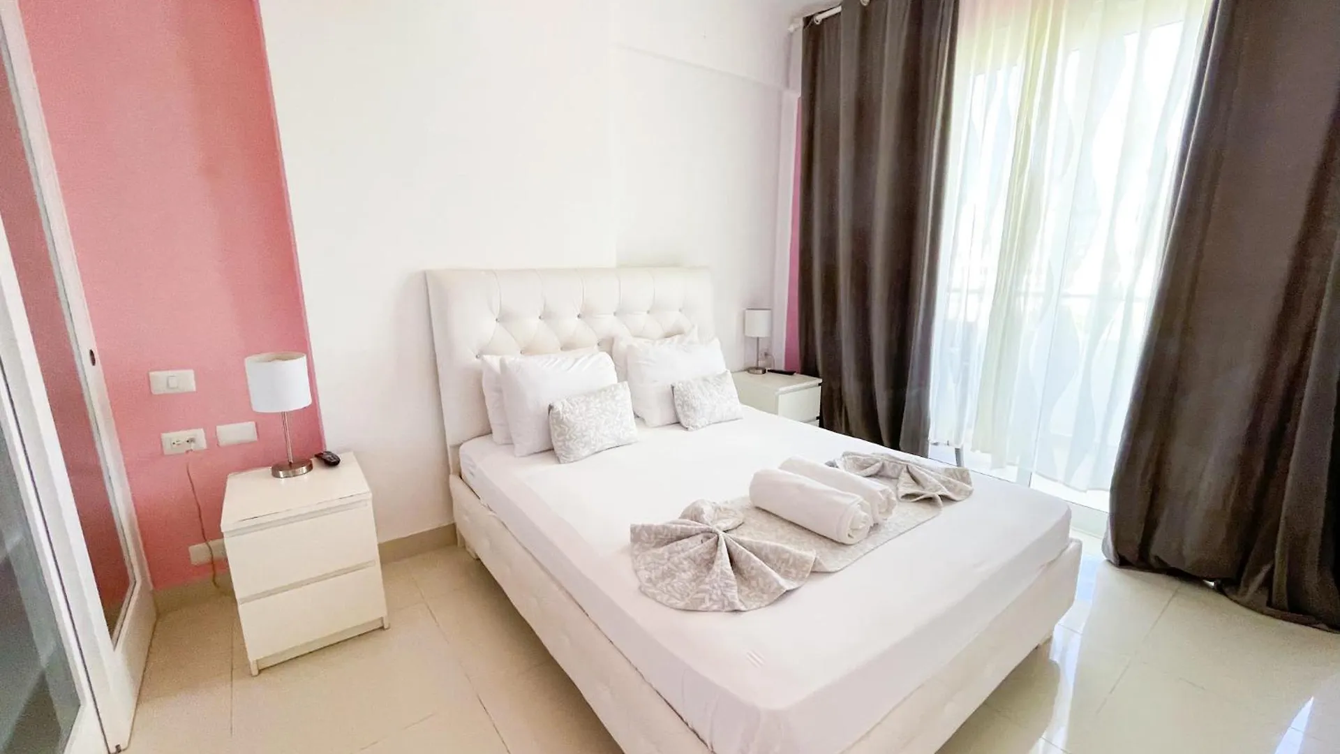 Dukassi Suites Hotel Rooms Beach Bavaro Wifi Parking Rooftop Pool & Spa Punta Cana 5*,
