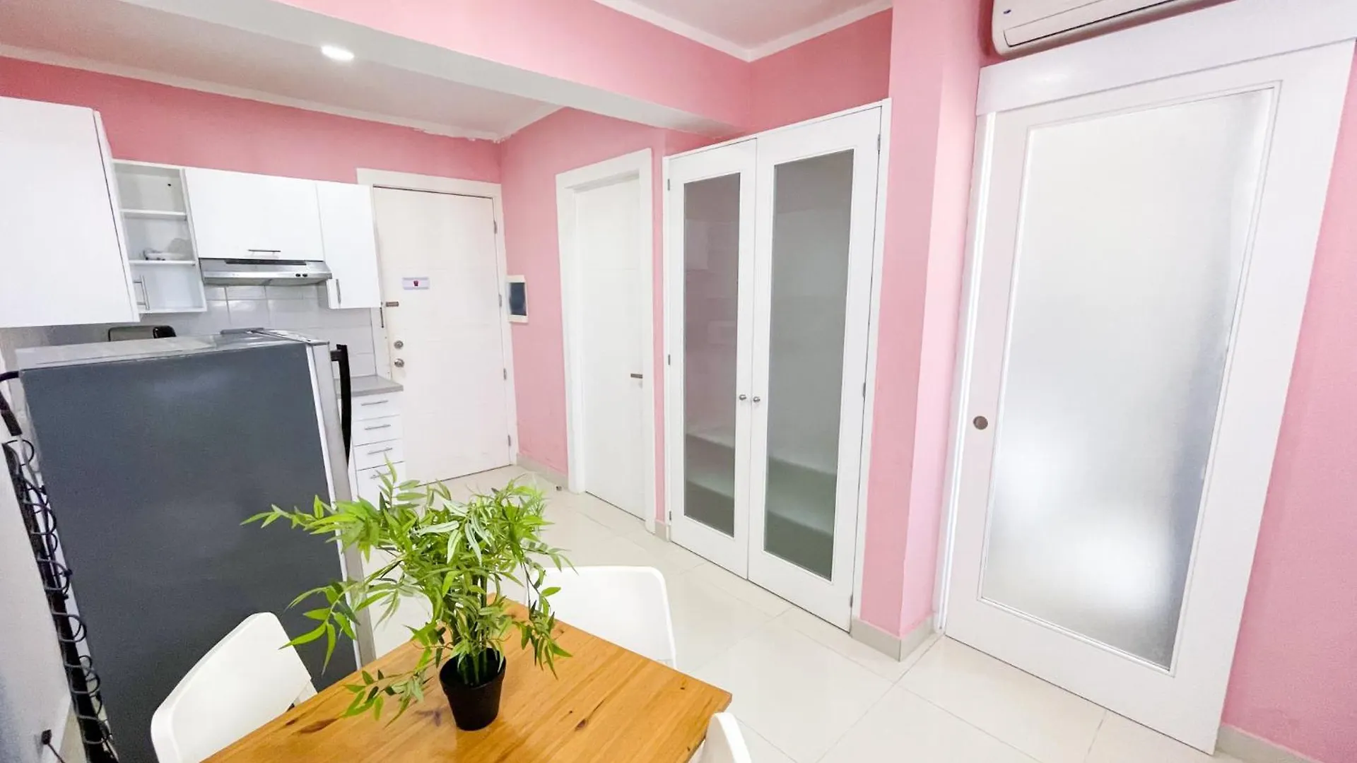 Dukassi Suites Hotel Rooms Beach Bavaro Wifi Parking Rooftop Pool & Spa Punta Cana