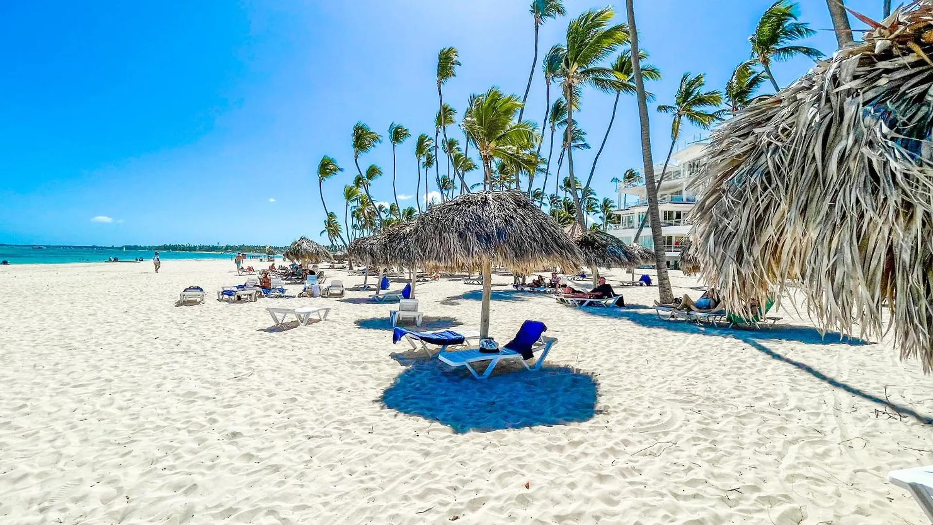 Dukassi Suites Hotel Rooms Beach Bavaro Wifi Parking Rooftop Pool & Spa Punta Cana Dominican Republic