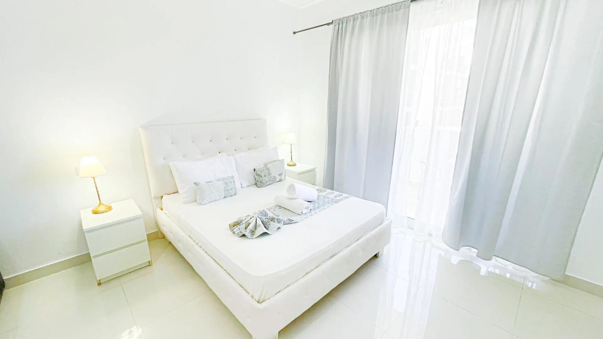 *****  Dukassi Suites Hotel Rooms Beach Bavaro Wifi Parking Rooftop Pool & Spa Punta Cana Dominican Republic