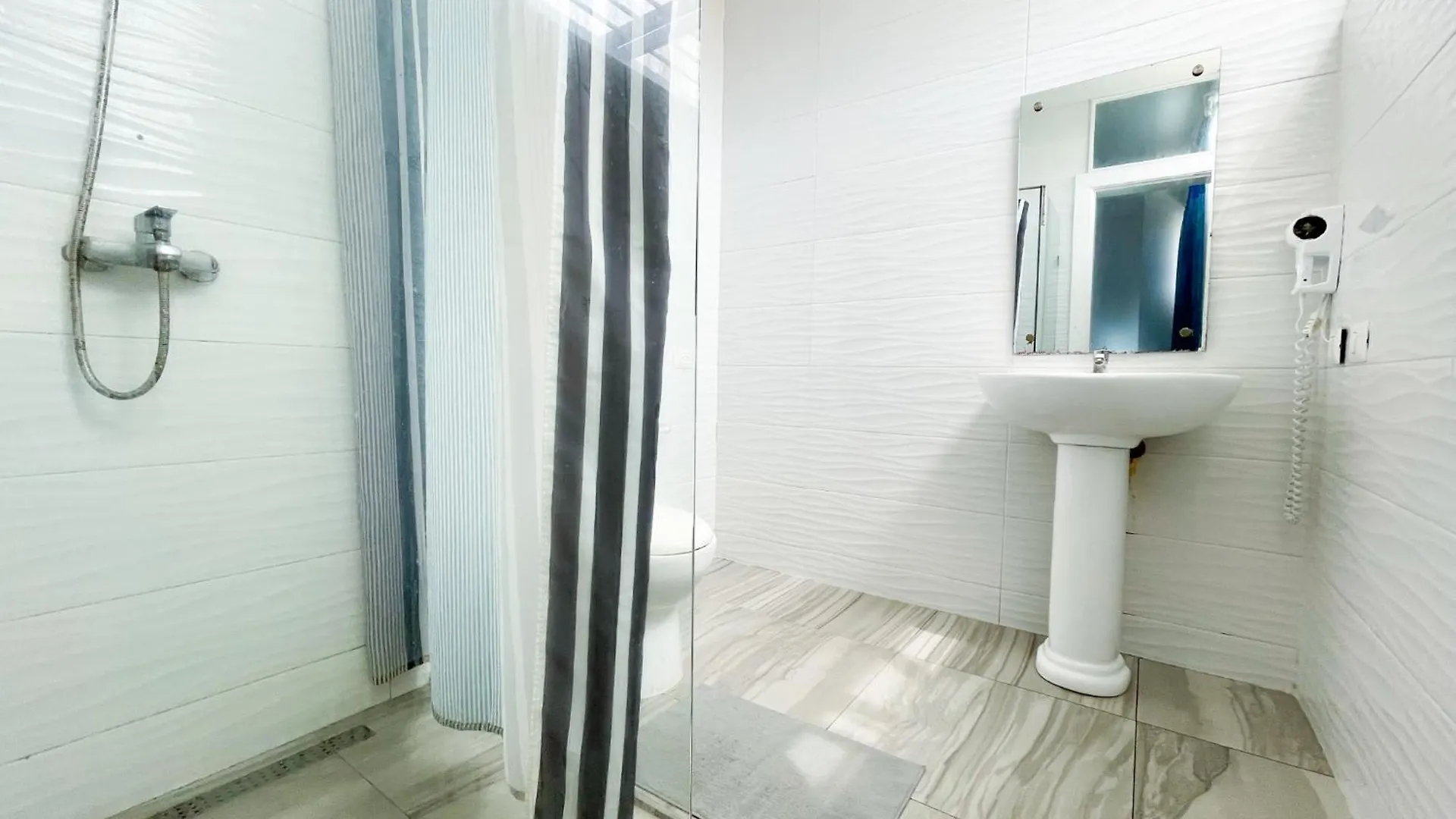 Dukassi Suites Hotel Rooms Beach Bavaro Wifi Parking Rooftop Pool & Spa Punta Cana 5*,