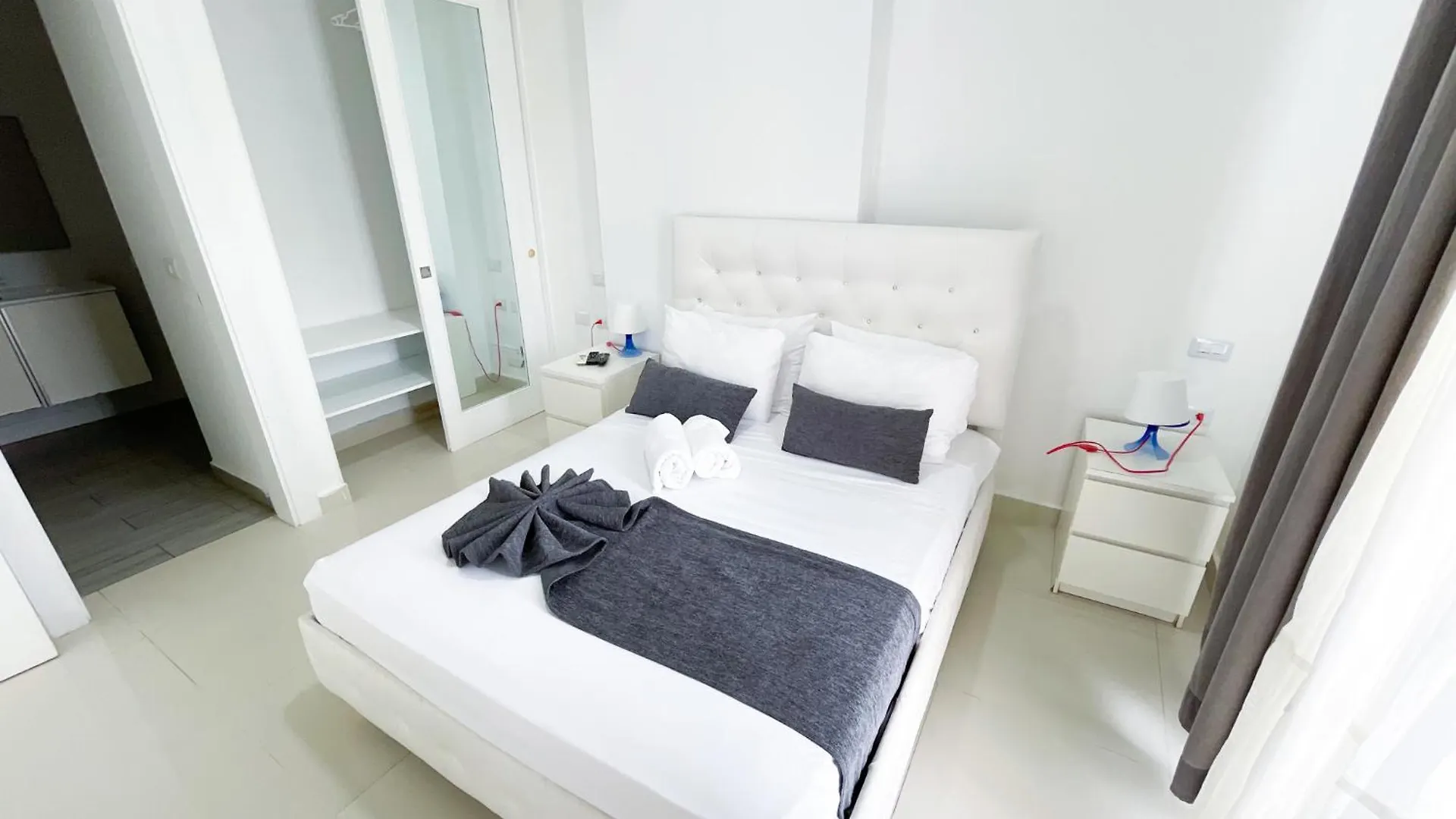 Dukassi Suites Hotel Rooms Beach Bavaro Wifi Parking Rooftop Pool & Spa Punta Cana