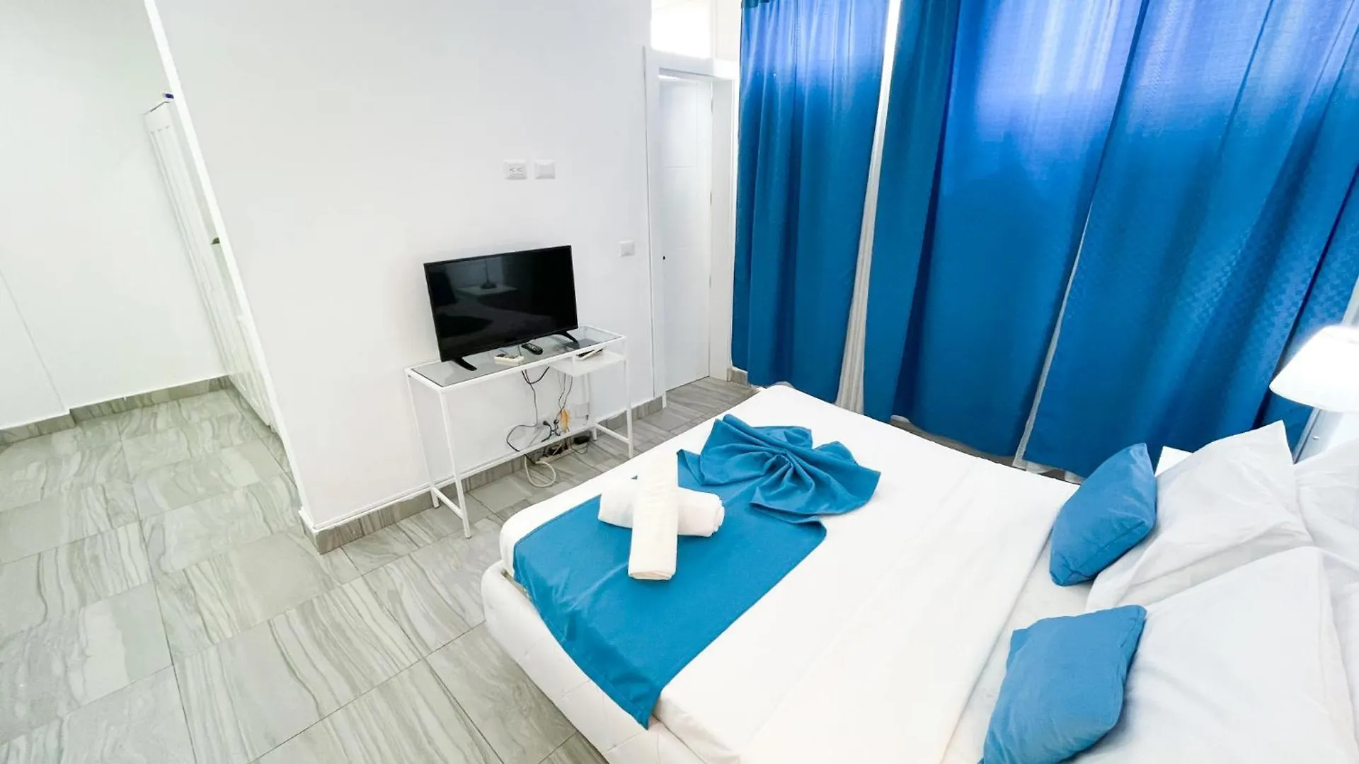 Dukassi Suites Hotel Rooms Beach Bavaro Wifi Parking Rooftop Pool & Spa Punta Cana