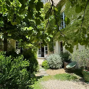  Bed & Breakfast Le Clos De France